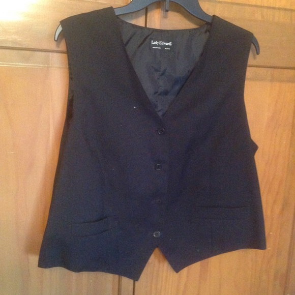 Vest - Picture 1 of 3